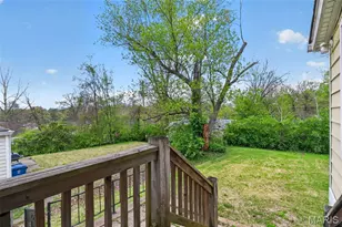 311 Superior Dr, Saint Louis, MO 63135 - Photo 10