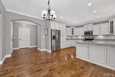 142 Countryshire Drive, Lake Saint Louis, MO 63367 - Photo 10