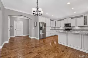 142 Countryshire Dr, Lake Saint Louis, MO 63367 - Photo 10