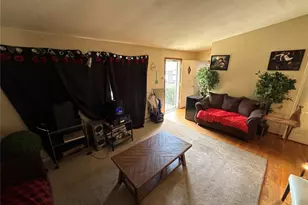 3413 St Henry Ln, Bel-Ridge, MO 63121 - Photo 6