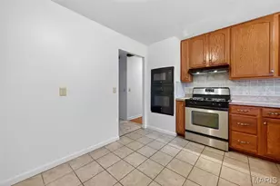 2560 Woodsage Dr, Florissant, MO 63033 - Photo 12