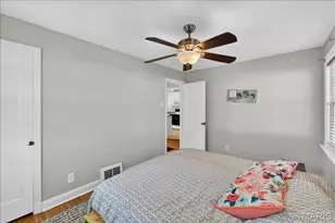 1133 N Geyer Rd, Kirkwood, MO 63122 - Photo 10