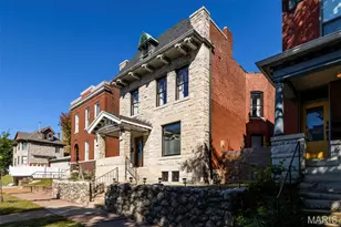 4567 Arco Ave, Saint Louis, MO 63110 - Photo 2