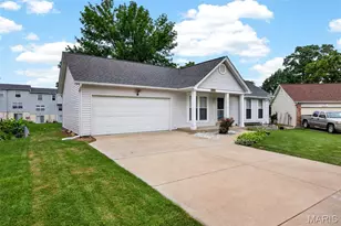 1319 Cambrook Ct, Saint Charles, MO 63304 - Photo 36