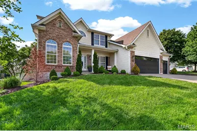 1009 Speckledwood Manor Court, Chesterfield, MO 63017 - Photo 1