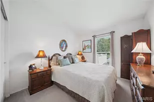 806 Whispering Village Cir, Ballwin, MO 63021 - Photo 10