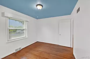 10312 Seaton Dr, Bellefontaine Neighbors, MO 63137 - Photo 30