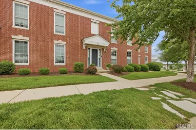 985 Rolling Thunder Drive, O'Fallon, MO 63368 - Photo 2