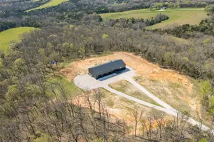 709 Eberhardt Ln, De Soto, MO 63020 - Photo 4