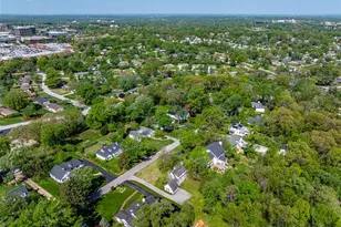 908 Woodshire Ln + Lot A, Creve Coeur, MO 63141 - Photo 18