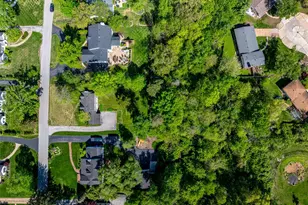 908 Woodshire Ln + Lot A, Creve Coeur, MO 63141 - Photo 2