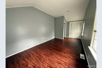 452 Bluff Drive, Saint Louis, MO 63137 - Photo 6