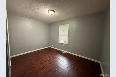 452 Bluff Drive, Saint Louis, MO 63137 - Photo 4