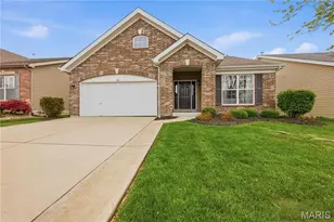 146 Boardwalk Gardens Dr, O'Fallon, MO 63368 - Photo 2