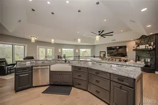 213 Appleton Ln, Wentzville, MO 63385 - Photo 18