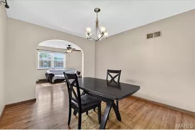 705 Bellavilla Drive, Bella Villa, MO 63125 - Photo 10