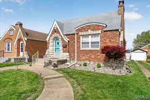 705 Bella Villa Dr, Bella Villa, MO 63125 - Photo 2