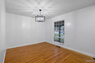 2520 Greenberry Dr, Florissant, MO 63033 - Photo 8