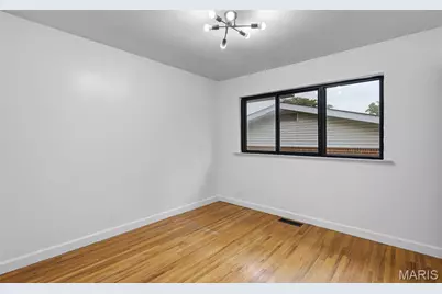 2520 Greenberry Drive, Florissant, MO 63033 - Photo 32