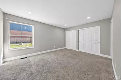 549 Rancho Lane, Florissant, MO 63031 - Photo 10