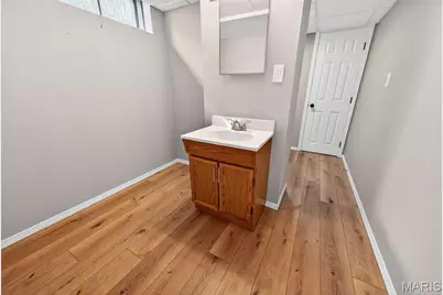 549 Rancho Lane, Florissant, MO 63031 - Photo 38