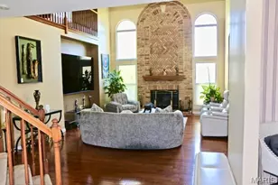 4369 Margaret Ridge Dr, Florissant, MO 63034 - Photo 4