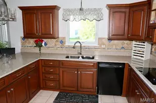 4369 Margaret Ridge Dr, Florissant, MO 63034 - Photo 8