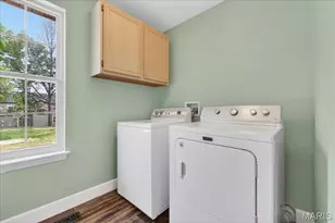 5527 Hennsley Cir, Weldon Spring, MO 63304 - Photo 12