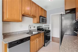 4466 W Pine Blvd, Saint Louis, MO 63108 - Photo 16