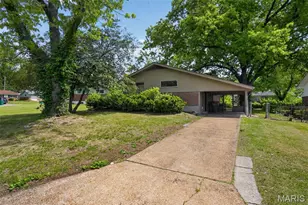 9946 Lanier Dr, Saint Louis, MO 63136 - Photo 2