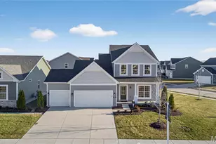 101 River Wind Dr, Saint Charles, MO 63301 - Photo 2