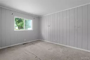 1684 Kew Gardens Dr, Florissant, MO 63031 - Photo 8