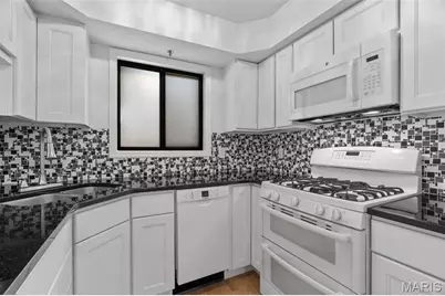 5168 Hollow Wood Court #D, Saint Louis, MO 63128 - Photo 24