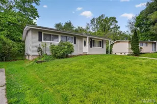 10253 Green Valley Dr, Saint Louis, MO 63136 - Photo 2
