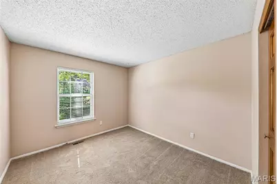 995 Century Oaks Drive, Manchester, MO 63021 - Photo 14