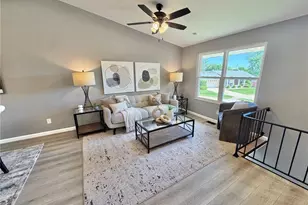 344 Saddle Back Dr, Saint Louis, MO 63129 - Photo 2