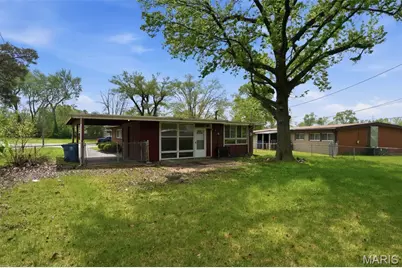 8513 Midwood Avenue, Saint Louis, MO 63134 - Photo 8