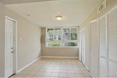 8513 Midwood Avenue, Saint Louis, MO 63134 - Photo 22