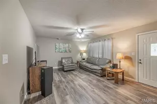 2601 Holly Hills Dr, Poplar Bluff, MO 63901 - Photo 6