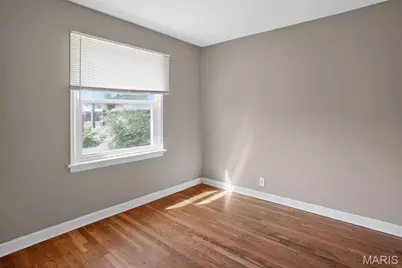 1124 Grenshaw Drive, Saint Louis, MO 63137 - Photo 12
