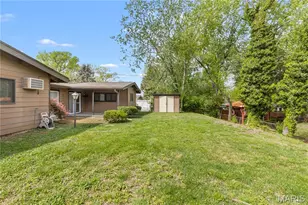 2325 Allen Dr, Florissant, MO 63033 - Photo 28