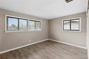 2325 Allen Dr, Florissant, MO 63033 - Photo 18