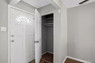10028 Dellridge Ln, Saint Louis, MO 63136 - Photo 8