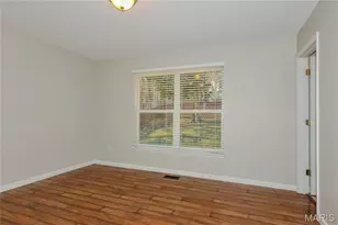 147 Hunters Lake Ct, Eureka, MO 63025 - Photo 10