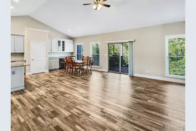 821 Destiny Drive, Villa Ridge, MO 63089 - Photo 18