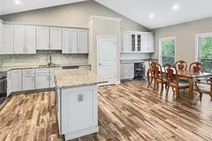 821 Destiny Dr, Villa Ridge, MO 63089 - Photo 2