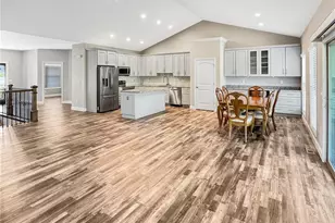 821 Destiny Dr, Villa Ridge, MO 63089 - Photo 10