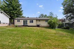 6349 Honey Bee Ct, Florissant, MO 63033 - Photo 6