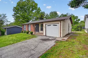 6349 Honey Bee Ct, Florissant, MO 63033 - Photo 10