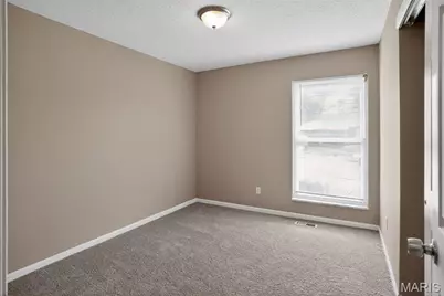 6349 Honey Bee Court, Florissant, MO 63033 - Photo 16